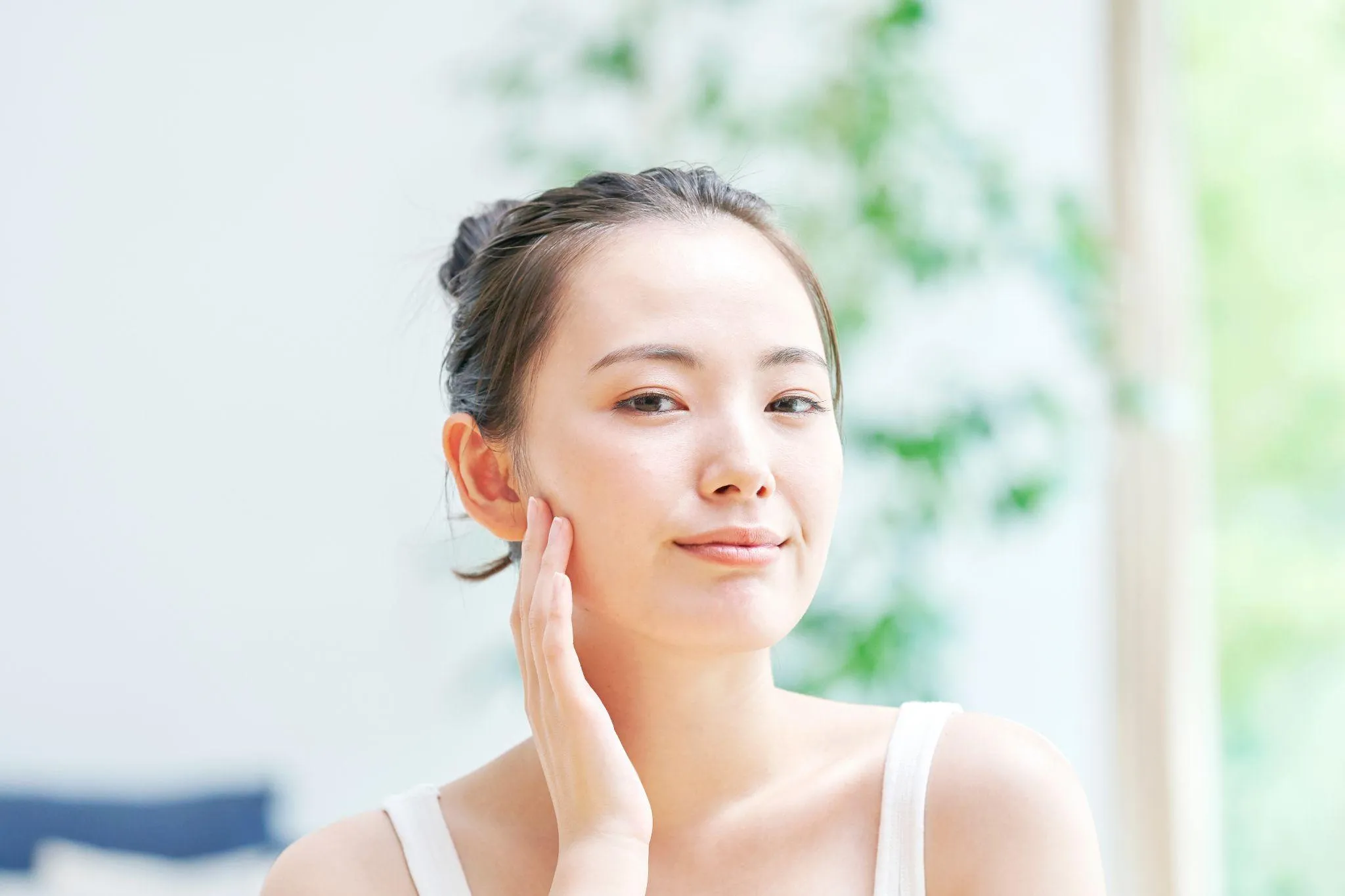 顔のイボの治療法は?